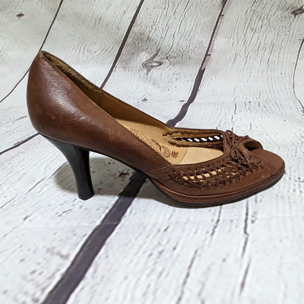 ๐ SOFFT Brown Open Weave High Heels 8.5 peep toe cushion insoles NWOB